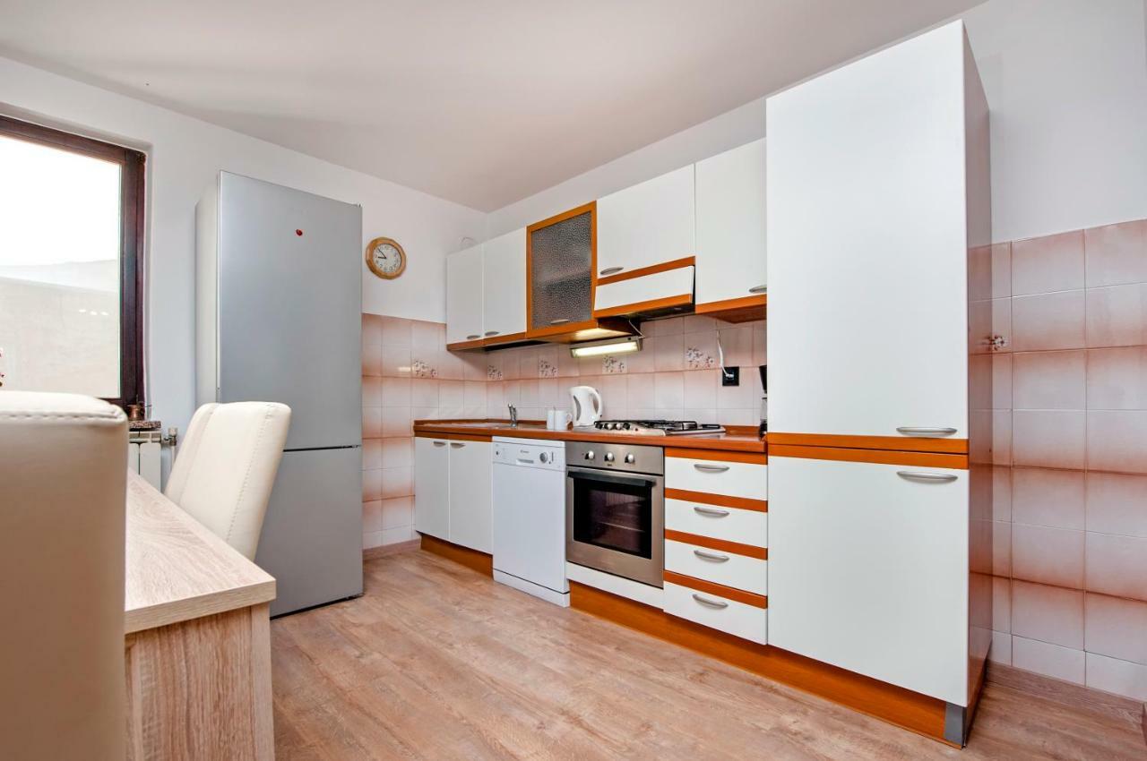Apartment Nika Rovigno Esterno foto